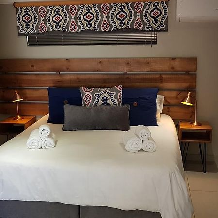 Touching Senses Garden Cottages Bloemfontein Zewnętrze zdjęcie