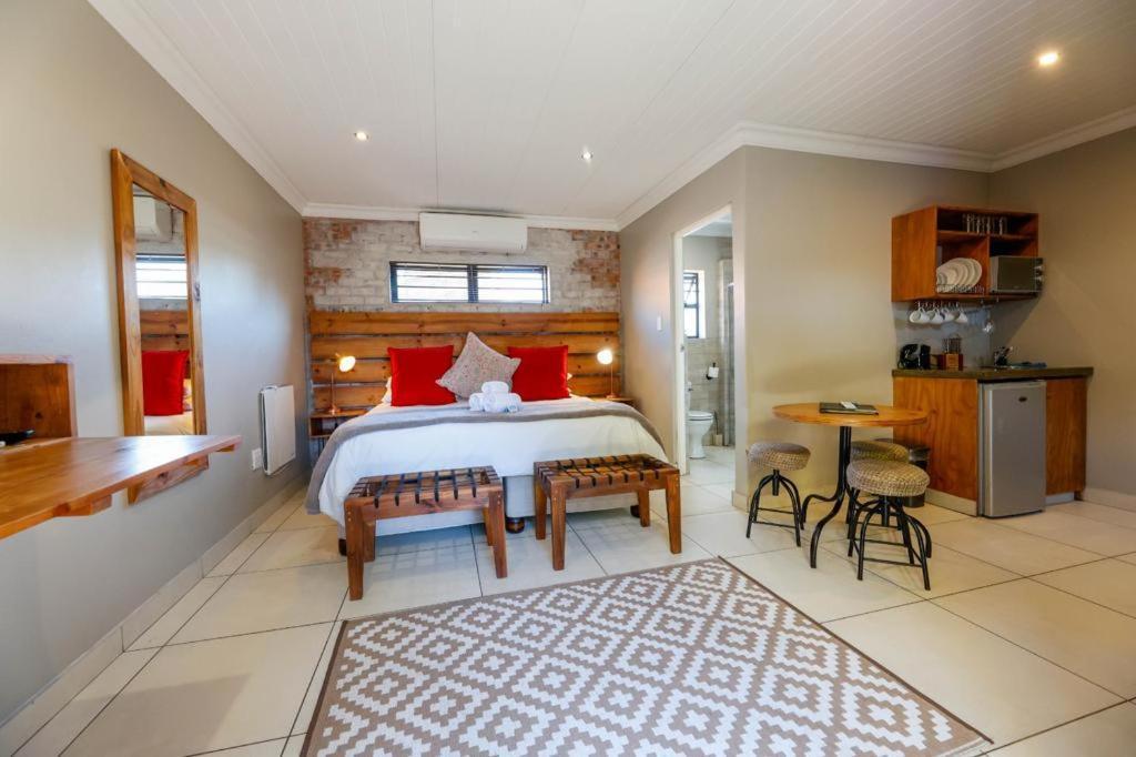 Touching Senses Garden Cottages Bloemfontein Zewnętrze zdjęcie