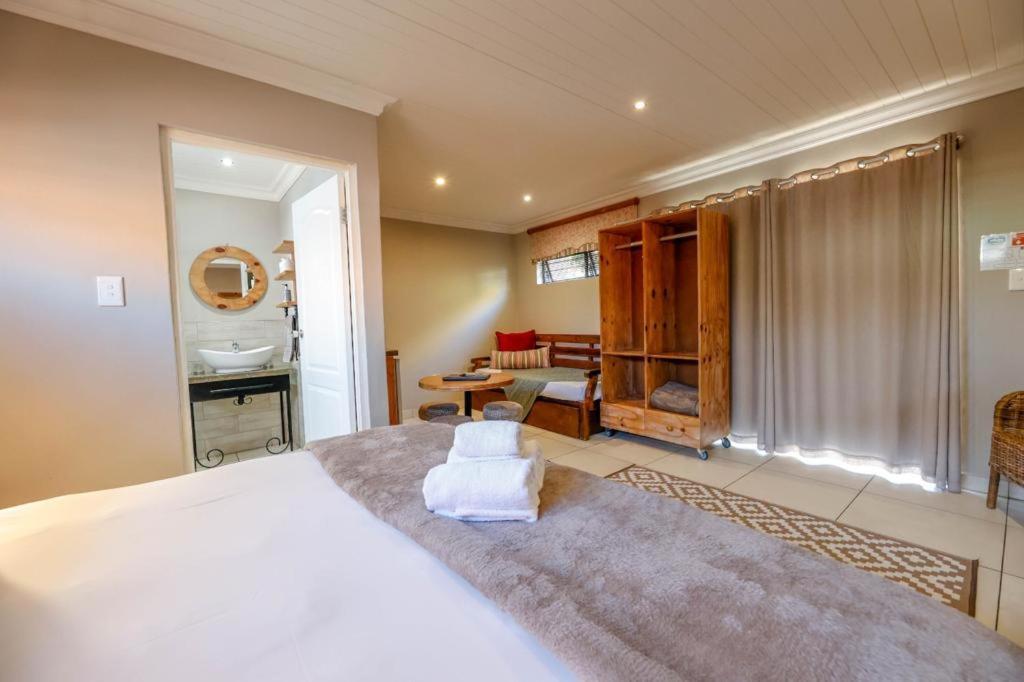Touching Senses Garden Cottages Bloemfontein Zewnętrze zdjęcie