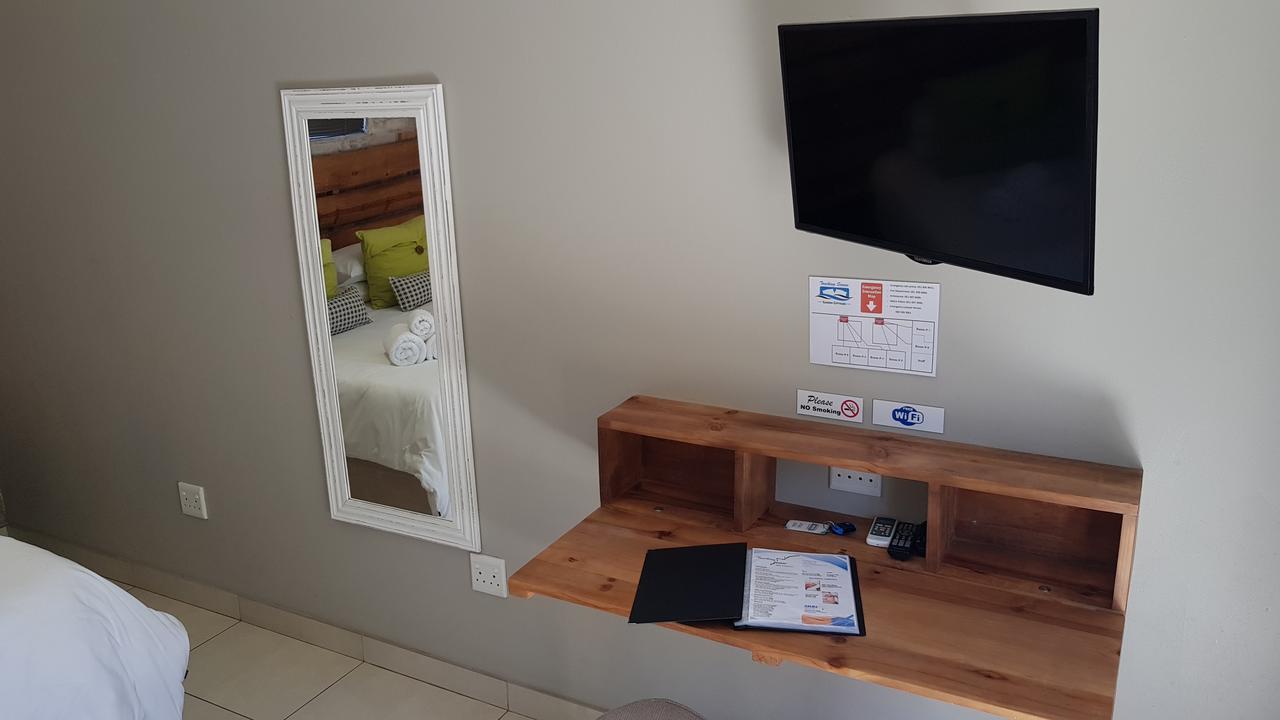 Touching Senses Garden Cottages Bloemfontein Zewnętrze zdjęcie